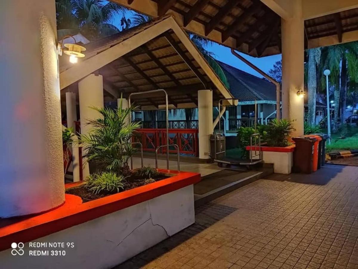 Hotel Felda Residence Sahabat Kampong Ateamu Exterior foto